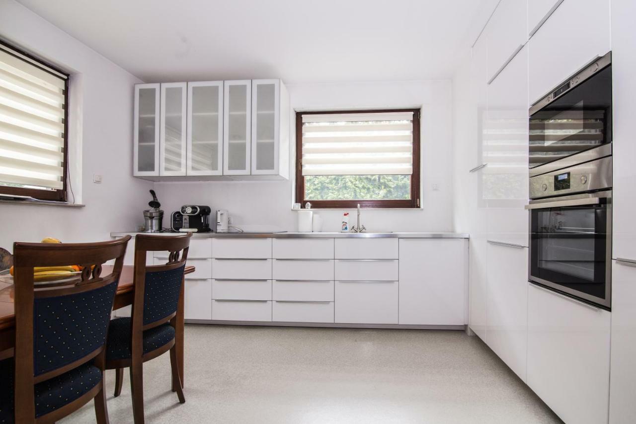 Apartamenty Hierowskiego 60G Катовице Екстериор снимка